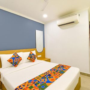 Fabhotel The Cinco Primera - Nr Kbr Park, Banjara Hills